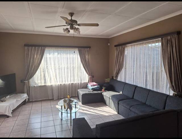 3 BEDROOM PROPERTY TO RENT IN BRAKPAN NORTH